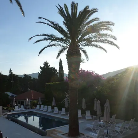 Hotel Aquarius 3*
