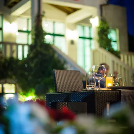 Aquarius Adults Only Otel 4*