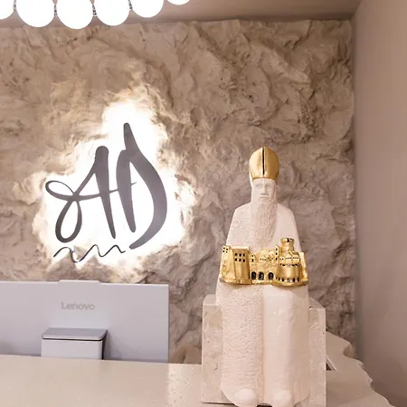 Otel Aquarius
