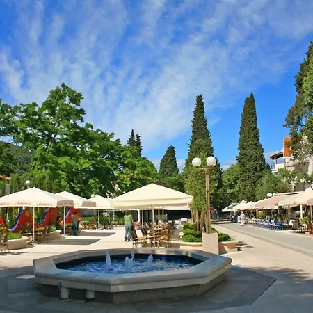 Aquarius Hotel 3*