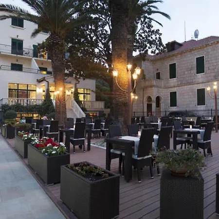 ホテル Aquarius ドゥブロブニク